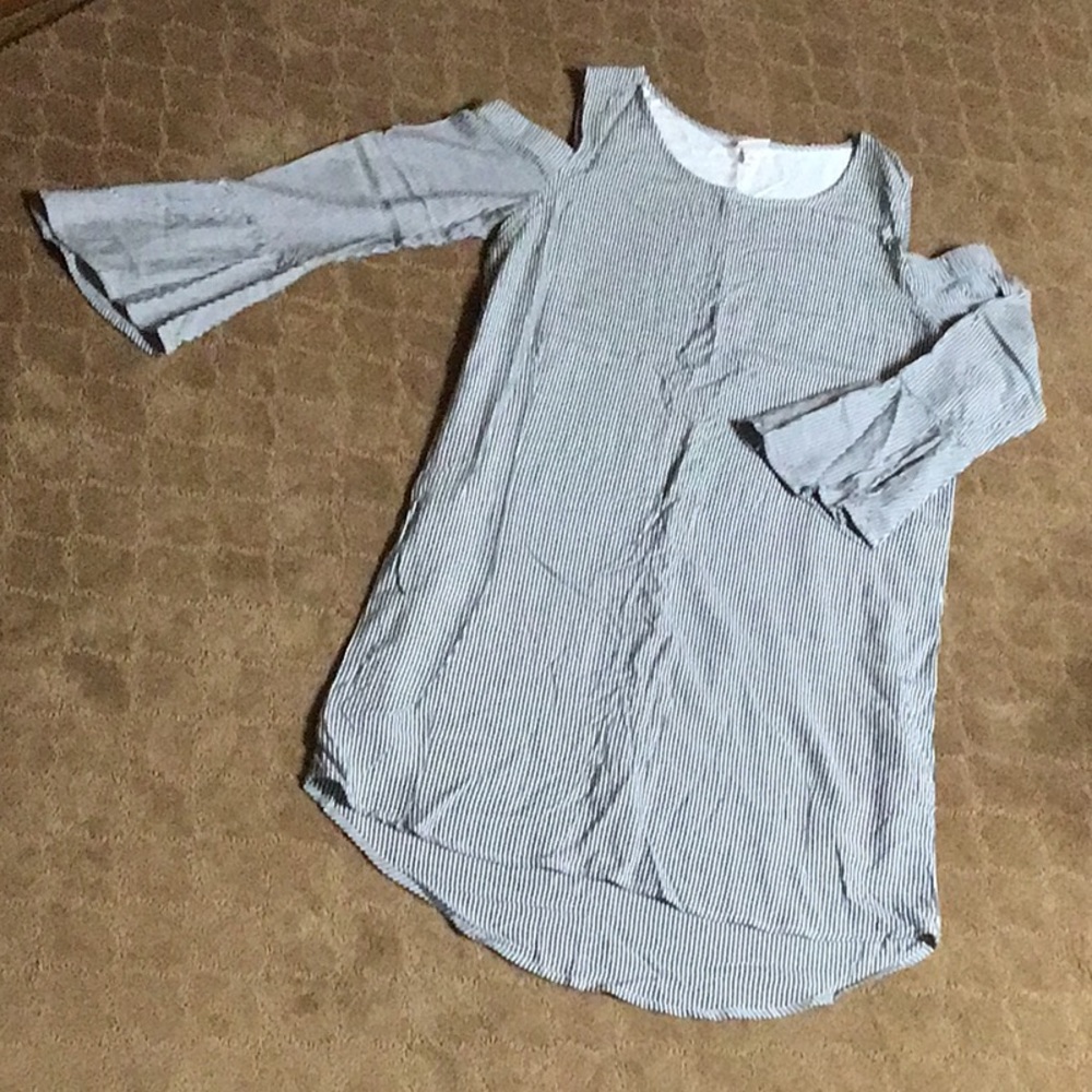 MERONA COLD SHOULDER STRIPED AND BELL SLEEVE DRESS